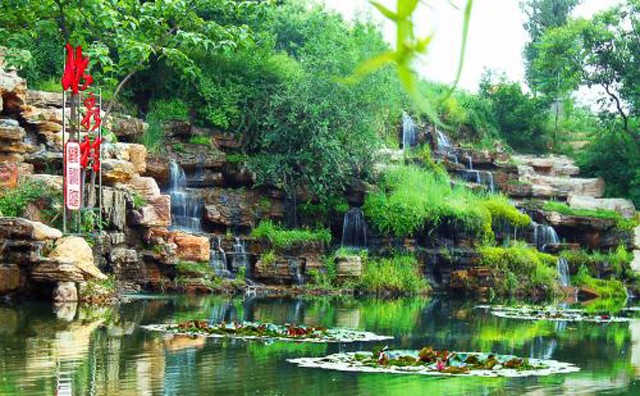 山東金格瑞顆粒機(jī)第一站竹泉村 山東金格瑞顆粒機(jī)第一站竹泉村