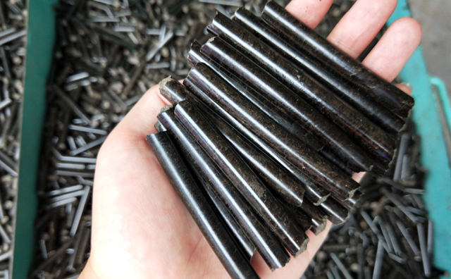 鋸末顆粒機(jī)生物質(zhì)燃料 鋸末顆粒機(jī)生物質(zhì)燃料